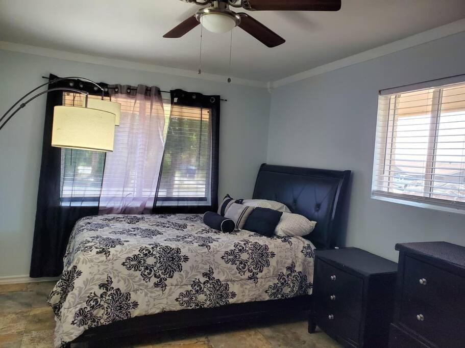 Spacious West El Paso 19 Min From Airport, Fort Bliss Military Base Eksteriør bilde