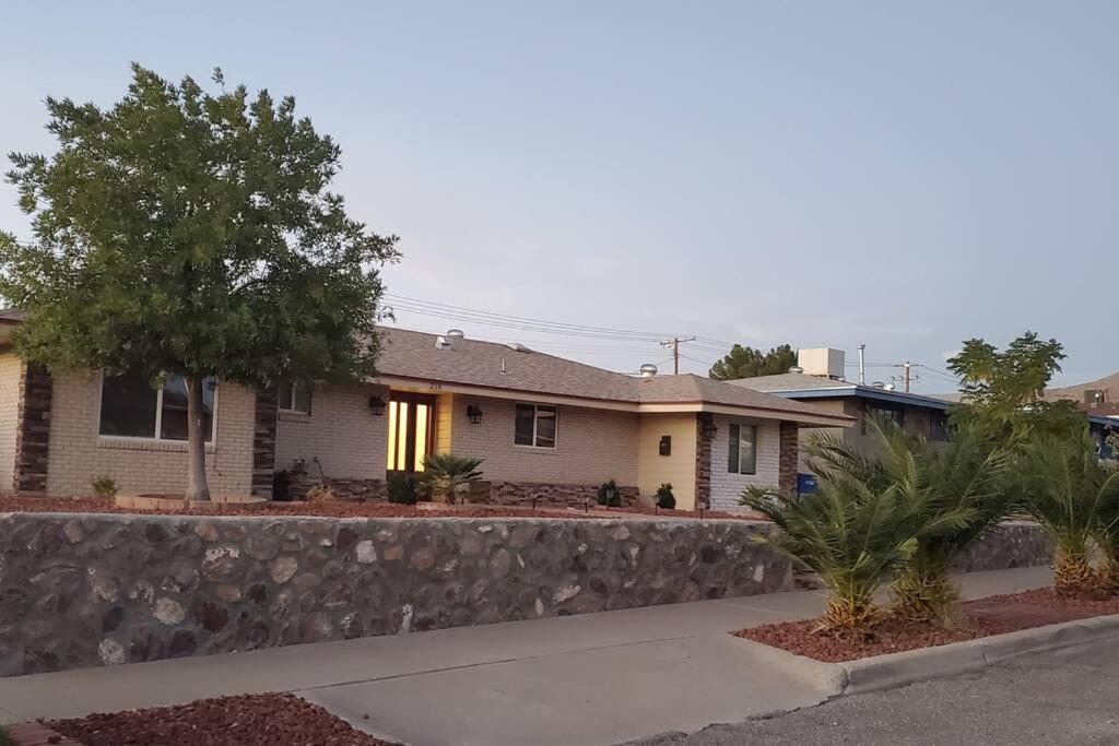 Spacious West El Paso 19 Min From Airport, Fort Bliss Military Base Eksteriør bilde